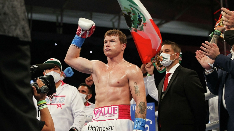 Альварес защитил титулы чемпиона мира WBC и WBA, победив Йылдырыма