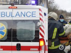 Под Харьковом спасатели 2 км несли на руках пациента к скорой. Фото и видео