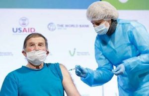 Вакцинация от COVID: право на получение прививки вне очереди получили ветераны АТО